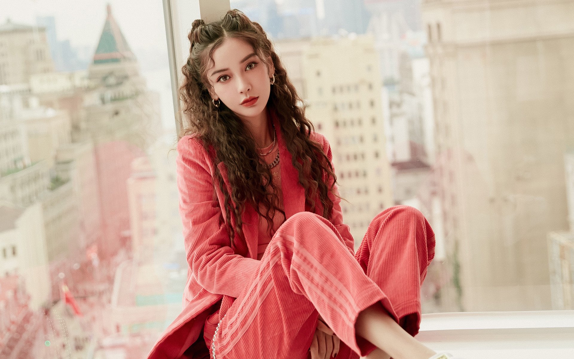 爱游戏娱乐网址-_极地冰雪运动体验馆：都市中的白色奇迹_，极地冰镇