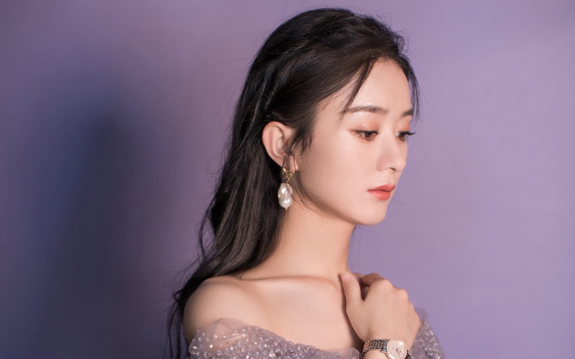 爱游戏app-大家都在看：线上热议的明星记者追踪，跟踪明星的记者叫什么