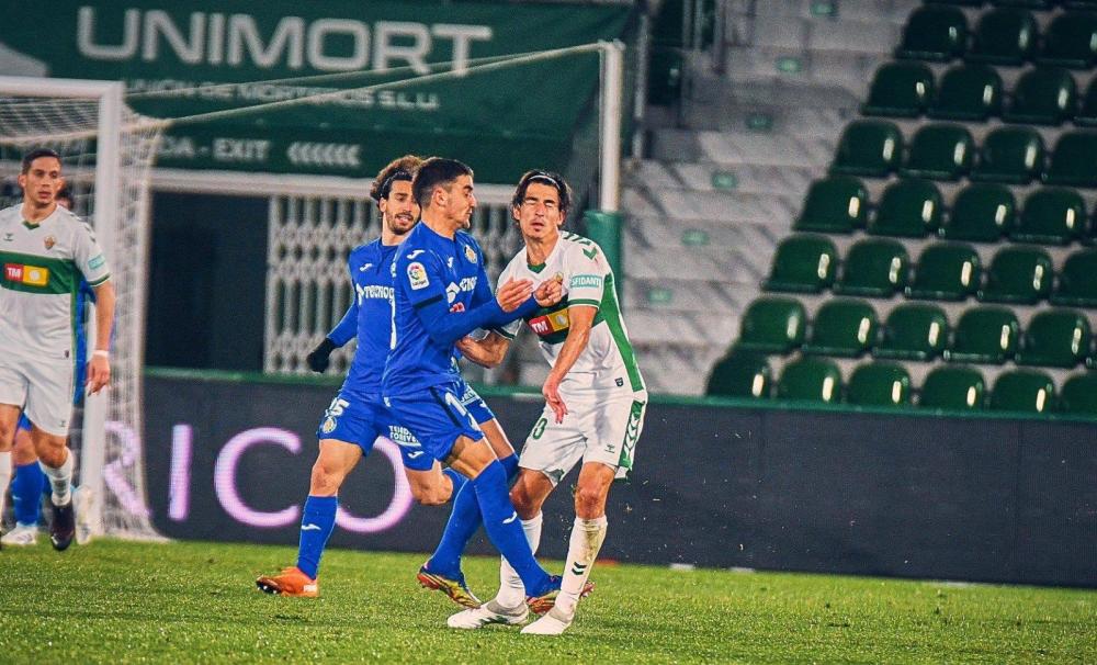 包含爱游戏体育：西甲科尔多瓦的进攻火力与战术调整的词条