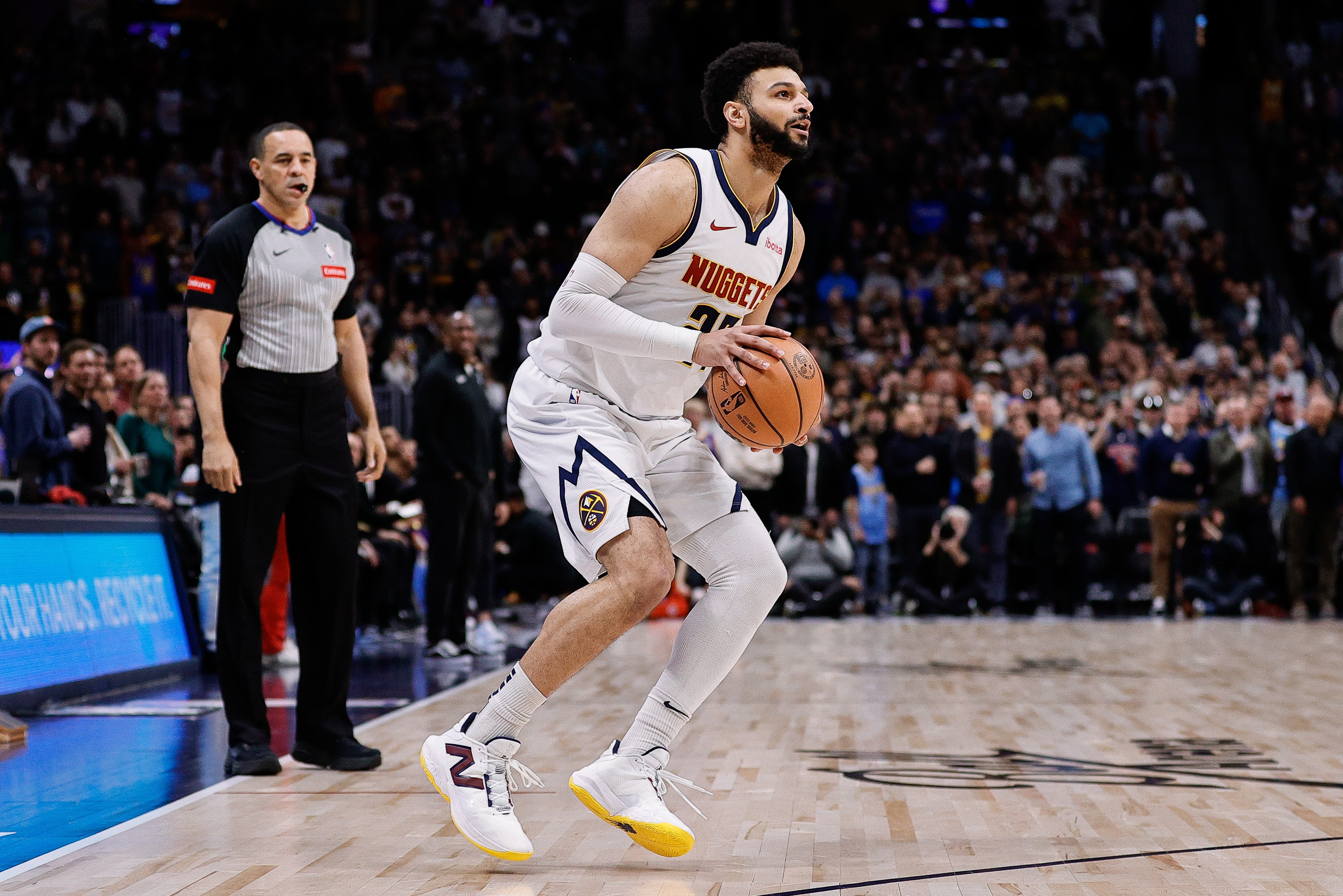 关于爱游戏体育:NBA联盟的新赛季看点：新星崛起，老将坚守，竞争激烈的信息