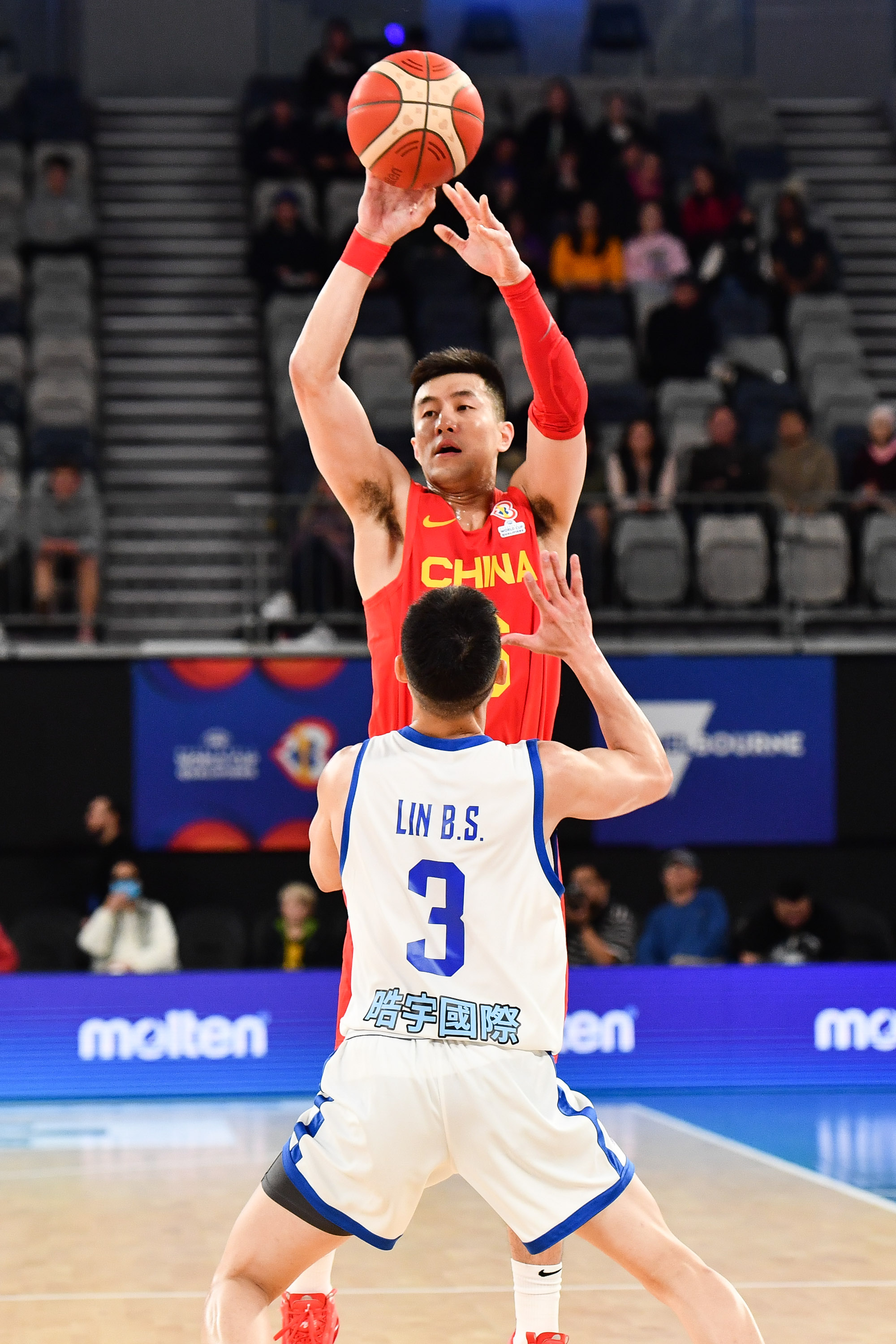 爱游戏体育：中国篮球联赛商业价值提升，吸引更多投资的简单介绍