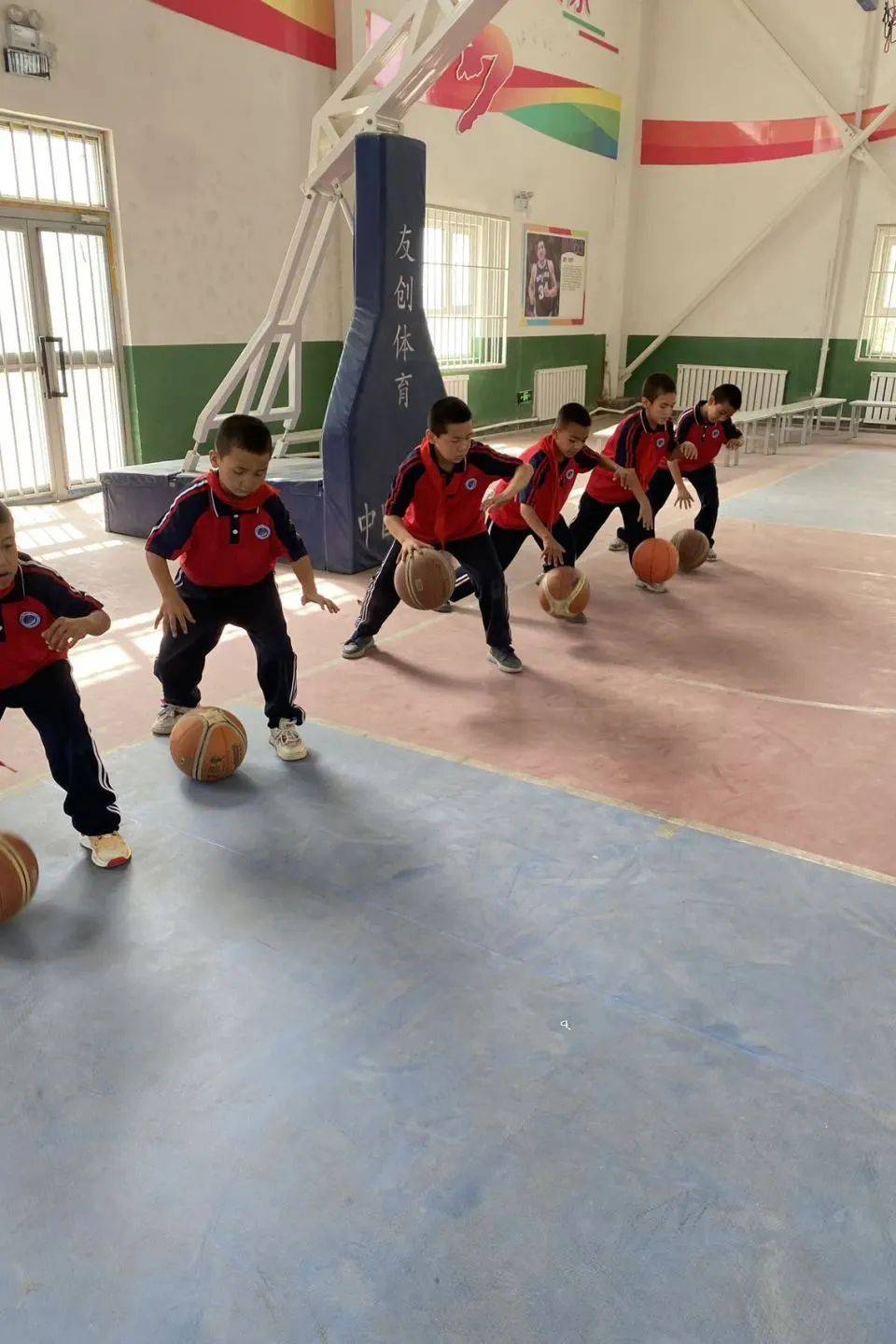 爱游戏体育:孩子们的运动梦想：青少年体育发展的重要性的简单介绍