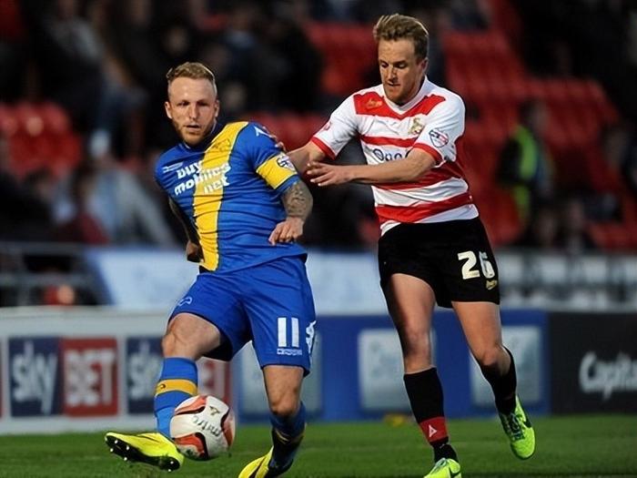 爱游戏体育:英超赫尔城的防守反击战术解析的简单介绍 爱游戏体育:英超赫尔城的防守反击战术解析的简单介绍