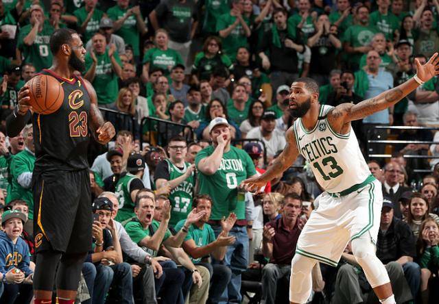 包含爱游戏体育:凯尔特人队防守策略:如何限制詹姆斯的传球?的词条 包含爱游戏体育:凯尔特人队防守策略:如何限制詹姆斯的传球?的词条