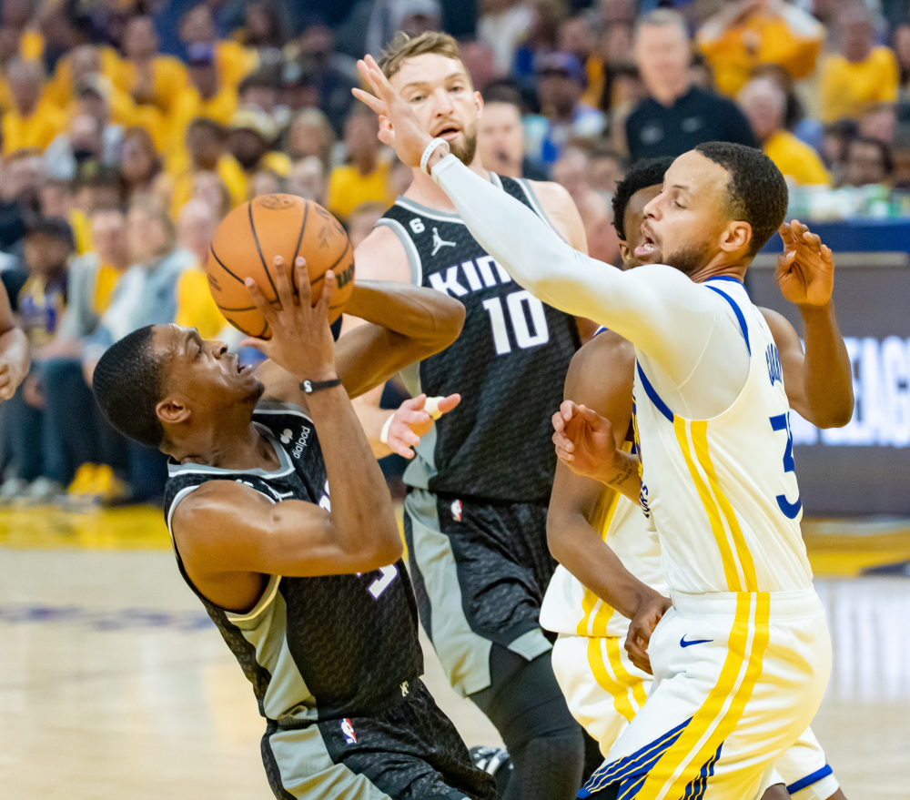 包含爱游戏体育:勇士队王朝的秘密：团队合作，永不放弃的词条