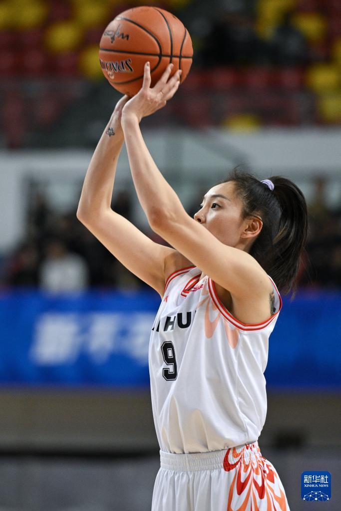 关于爱游戏体育:WCBA:球员的奋斗故事,激励更多人追逐篮球梦想的信息 关于爱游戏体育:WCBA:球员的奋斗故事,激励更多人追逐篮球梦想的信息