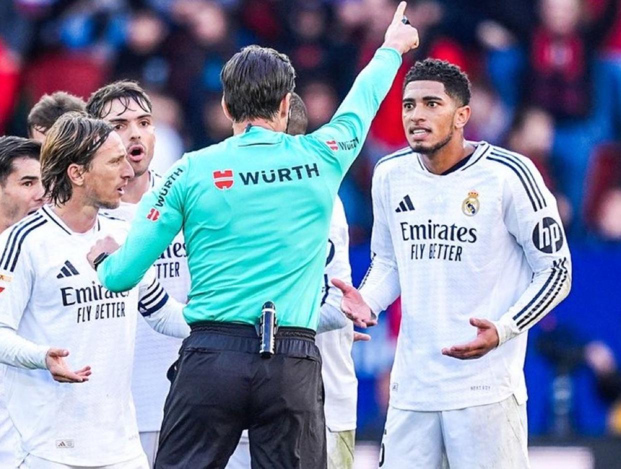 爱游戏体育:西甲的裁判判罚争议：影响比赛结果的因素的简单介绍